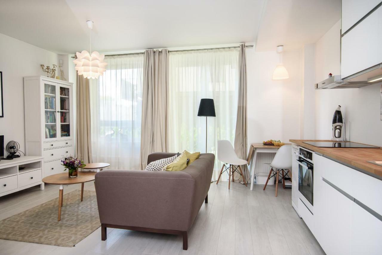 #Stayhere - Comfy & Stylish Studio With Green Patio Close To Old Town Вилнюс Екстериор снимка