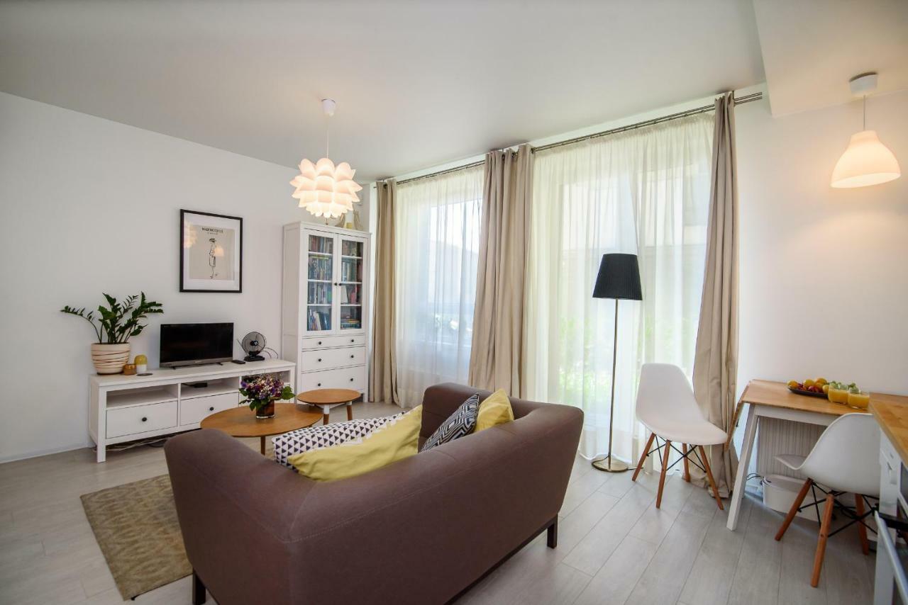 #Stayhere - Comfy & Stylish Studio With Green Patio Close To Old Town Вилнюс Екстериор снимка