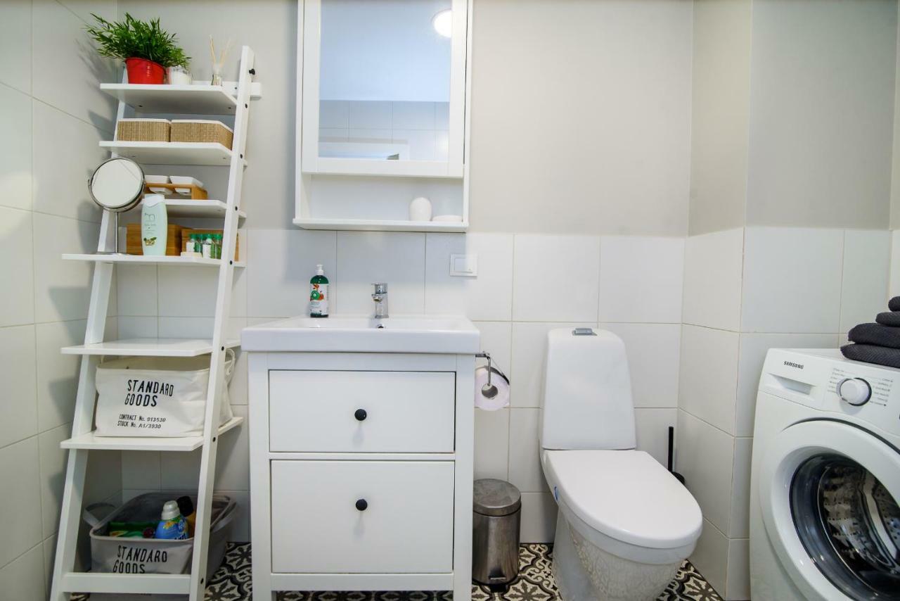 #Stayhere - Comfy & Stylish Studio With Green Patio Close To Old Town Вилнюс Екстериор снимка